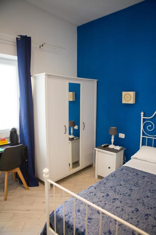 Lanzies Guesthouse Roma Dış mekan fotoğraf